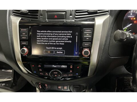 Nissan Navara 2.3 dCi N-Guard Pickup Double Cab 4dr Diesel Auto 4WD Euro 6 (190 ps) 9