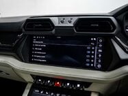 Lamborghini Urus 4.0 V8 BiTurbo 25.9kWh SE SUV 5dr Petrol Plug-in Hybrid Auto 4WD Euro 6 (80 42