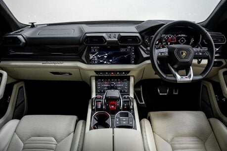 Lamborghini Urus 4.0 V8 BiTurbo 25.9kWh SE SUV 5dr Petrol Plug-in Hybrid Auto 4WD Euro 6 (80 33