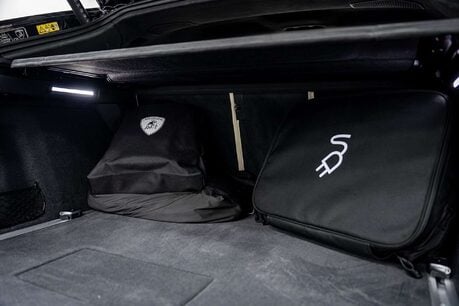 Lamborghini Urus 4.0 V8 BiTurbo 25.9kWh SE SUV 5dr Petrol Plug-in Hybrid Auto 4WD Euro 6 (80 19