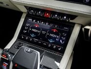 Lamborghini Urus 4.0 V8 BiTurbo 25.9kWh SE SUV 5dr Petrol Plug-in Hybrid Auto 4WD Euro 6 (80 38