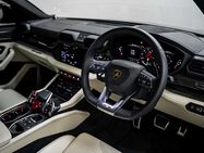 Lamborghini Urus 4.0 V8 BiTurbo 25.9kWh SE SUV 5dr Petrol Plug-in Hybrid Auto 4WD Euro 6 (80 2
