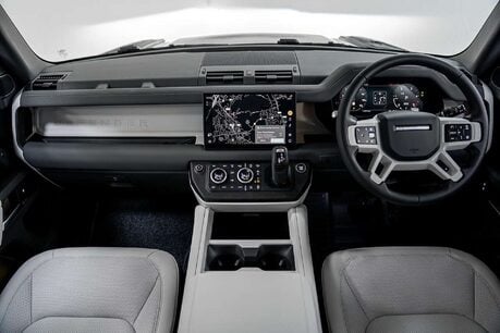 Land Rover Defender 3.0 D350 MHEV X-Dynamic HSE SUV 3dr Diesel Auto 4WD Euro 6 (s/s) (350 ps) 28