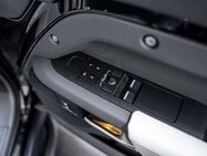 Land Rover Defender 3.0 D350 MHEV X-Dynamic HSE SUV 3dr Diesel Auto 4WD Euro 6 (s/s) (350 ps) 23