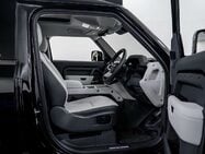 Land Rover Defender 3.0 D350 MHEV X-Dynamic HSE SUV 3dr Diesel Auto 4WD Euro 6 (s/s) (350 ps) 24