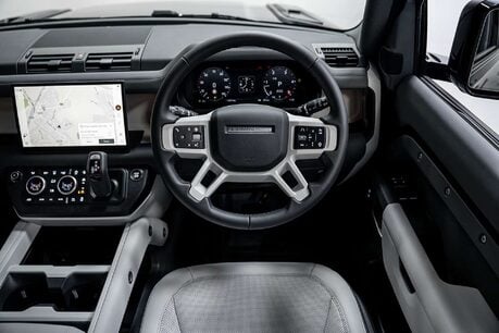 Land Rover Defender 3.0 D350 MHEV X-Dynamic HSE SUV 3dr Diesel Auto 4WD Euro 6 (s/s) (350 ps) 29