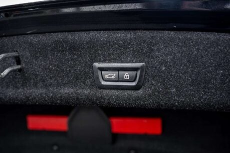 BMW 3 Series 3.0 M340i Saloon 4dr Petrol Auto xDrive Euro 6 (s/s) (374 ps) 19