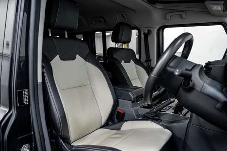 Ineos Grenadier 3.0P Fieldmaster Edition Station Wagon 6dr Petrol Auto 4WD Euro 6 (s/s) (28 3