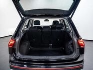 Volkswagen Tiguan 2.0 TDI Elegance SUV 5dr Diesel DSG Euro 6 (s/s) (150 ps) 18
