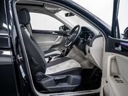 Volkswagen Tiguan 2.0 TDI Elegance SUV 5dr Diesel DSG Euro 6 (s/s) (150 ps) 26