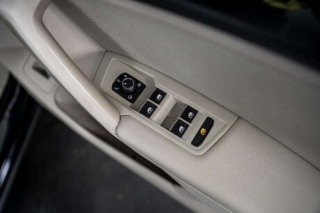 Volkswagen Tiguan 2.0 TDI Elegance SUV 5dr Diesel DSG Euro 6 (s/s) (150 ps) 25