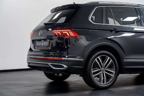 Volkswagen Tiguan 2.0 TDI Elegance SUV 5dr Diesel DSG Euro 6 (s/s) (150 ps) 17
