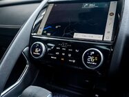 Jaguar E-Pace 1.5 P300e 11.5kWh R-Dynamic SE Black SUV 5dr Petrol Plug-in Hybrid Auto AWD 34