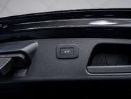 Jaguar E-Pace 1.5 P300e 11.5kWh R-Dynamic SE Black SUV 5dr Petrol Plug-in Hybrid Auto AWD 18