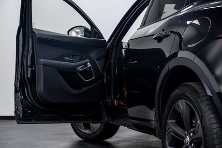 Jaguar E-Pace 1.5 P300e 11.5kWh R-Dynamic SE Black SUV 5dr Petrol Plug-in Hybrid Auto AWD 5