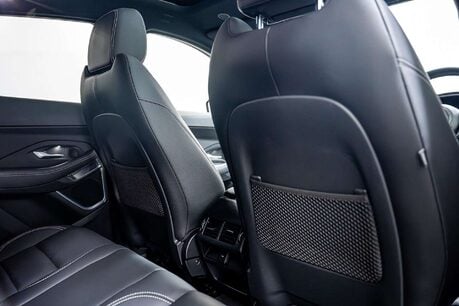 Jaguar E-Pace 1.5 P300e 11.5kWh R-Dynamic SE Black SUV 5dr Petrol Plug-in Hybrid Auto AWD 21