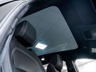 Jaguar E-Pace 1.5 P300e 11.5kWh R-Dynamic SE Black SUV 5dr Petrol Plug-in Hybrid Auto AWD 37