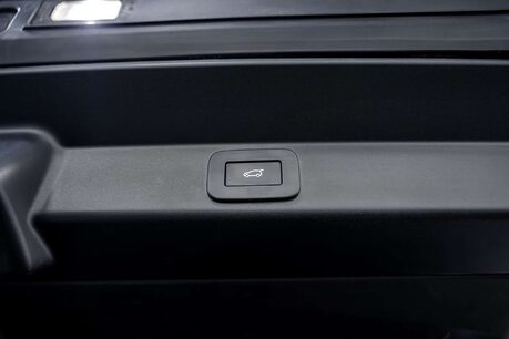 Land Rover Range Rover Sport 3.0 P400 MHEV Dynamic SE SUV 5dr Petrol Auto 4WD Euro 6 5