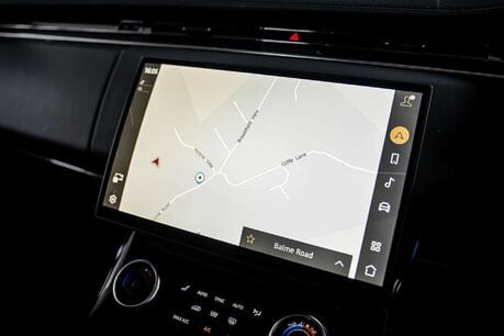 Land Rover Range Rover Sport 3.0 P400 MHEV Dynamic SE SUV 5dr Petrol Auto 4WD Euro 6 21