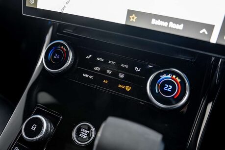 Land Rover Range Rover Sport 3.0 P400 MHEV Dynamic SE SUV 5dr Petrol Auto 4WD Euro 6 20