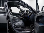 Land Rover Range Rover Sport 3.0 P400 MHEV Dynamic SE SUV 5dr Petrol Auto 4WD Euro 6 12