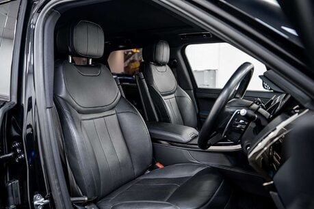 Land Rover Range Rover Sport 3.0 P400 MHEV Dynamic SE SUV 5dr Petrol Auto 4WD Euro 6 3