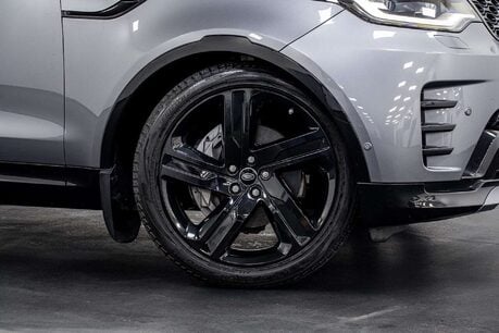 Land Rover Discovery 3.0 D300 MHEV R-Dynamic HSE SUV 5dr Diesel Auto 4WD Euro 6 (s/s) (300 ps) 4