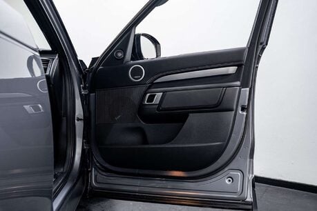 Land Rover Discovery 3.0 D300 MHEV R-Dynamic HSE SUV 5dr Diesel Auto 4WD Euro 6 (s/s) (300 ps) 22