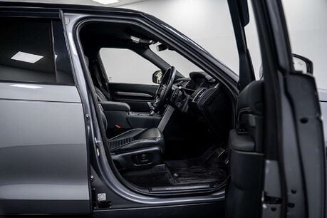 Land Rover Discovery 3.0 D300 MHEV R-Dynamic HSE SUV 5dr Diesel Auto 4WD Euro 6 (s/s) (300 ps) 26