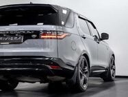 Land Rover Discovery 3.0 D300 MHEV R-Dynamic HSE SUV 5dr Diesel Auto 4WD Euro 6 (s/s) (300 ps) 10