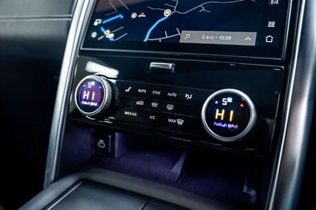 Land Rover Discovery 3.0 D300 MHEV R-Dynamic HSE SUV 5dr Diesel Auto 4WD Euro 6 (s/s) (300 ps) 31