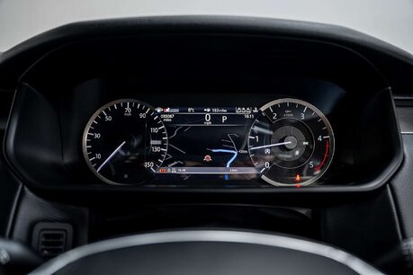 Land Rover Discovery 3.0 D300 MHEV R-Dynamic HSE SUV 5dr Diesel Auto 4WD Euro 6 (s/s) (300 ps) 35