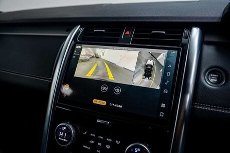 Land Rover Discovery 3.0 D300 MHEV R-Dynamic HSE SUV 5dr Diesel Auto 4WD Euro 6 (s/s) (300 ps) 33