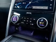 Land Rover Discovery 3.0 D300 MHEV R-Dynamic HSE SUV 5dr Diesel Auto 4WD Euro 6 (s/s) (300 ps) 31