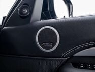 Land Rover Discovery 3.0 D300 MHEV R-Dynamic HSE SUV 5dr Diesel Auto 4WD Euro 6 (s/s) (300 ps) 23