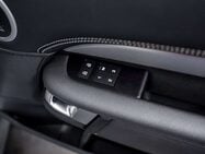 Land Rover Discovery 3.0 D300 MHEV R-Dynamic HSE SUV 5dr Diesel Auto 4WD Euro 6 (s/s) (300 ps) 25