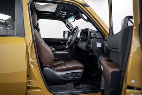 Toyota Land Cruiser 250 Station Wagon 2.75 Automatic Diesel 27