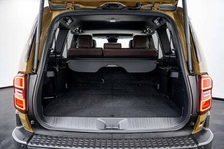 Toyota Land Cruiser 250 Station Wagon 2.75 Automatic Diesel 18