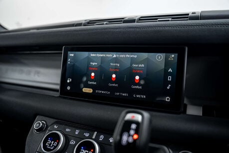 Land Rover Defender 3.0 Defender Hard Top D MHEV Auto 4WD 5dr 39