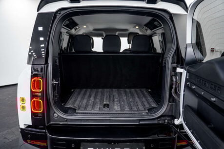 Land Rover Defender 3.0 Defender Hard Top D MHEV Auto 4WD 5dr 18