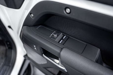 Land Rover Defender 3.0 Defender Hard Top D MHEV Auto 4WD 5dr 26