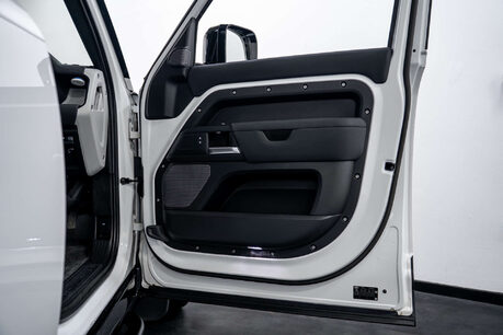 Land Rover Defender 3.0 Defender Hard Top D MHEV Auto 4WD 5dr 25