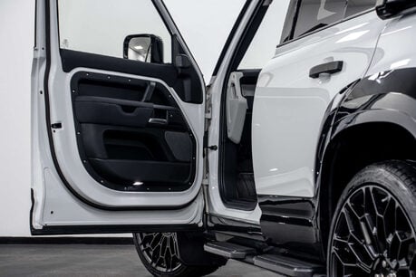 Land Rover Defender 3.0 Defender Hard Top D MHEV Auto 4WD 5dr 6