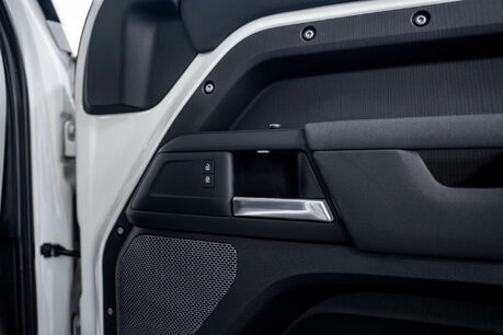 Land Rover Defender 3.0 Defender Hard Top D MHEV Auto 4WD 5dr 27