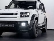 Land Rover Defender 3.0 Defender Hard Top D MHEV Auto 4WD 5dr 8