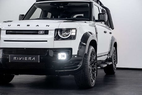 Land Rover Defender 3.0 Defender Hard Top D MHEV Auto 4WD 5dr 8