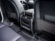 Land Rover Defender 3.0 Defender Hard Top D MHEV Auto 4WD 5dr 24