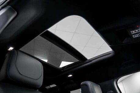 Land Rover Defender 5.0 P525 V8 Carpathian Edition SUV 5dr Petrol Auto 4WD Euro 6 (s/s) (525 ps 43