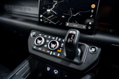 Land Rover Defender 5.0 P525 V8 Carpathian Edition SUV 5dr Petrol Auto 4WD Euro 6 (s/s) (525 ps 37