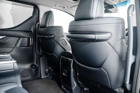 Toyota Alphard 2.5 MPV 2.5 SUV Automatic Petrol Hybrid 27